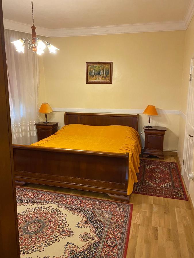 Vila Phoenix Aparthotel Predeál Kültér fotó