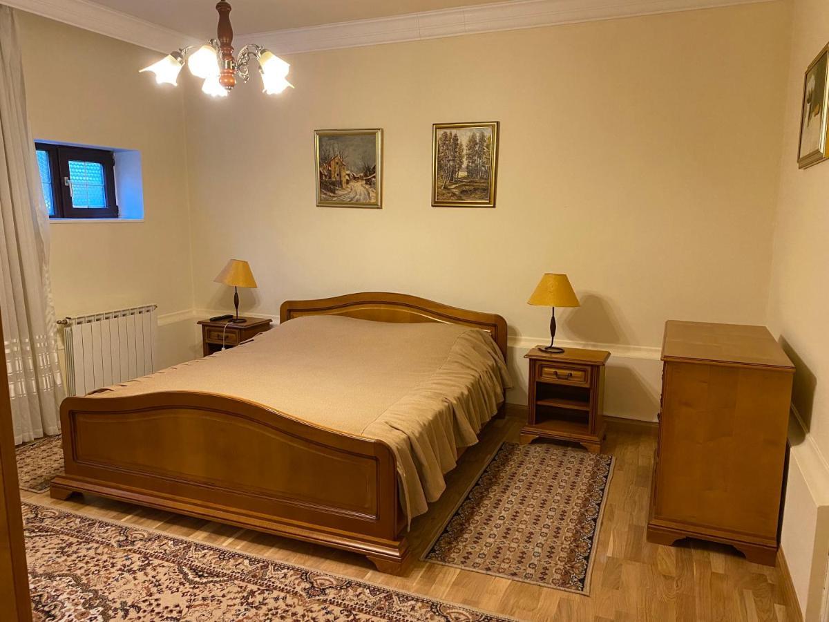 Vila Phoenix Aparthotel Predeál Kültér fotó
