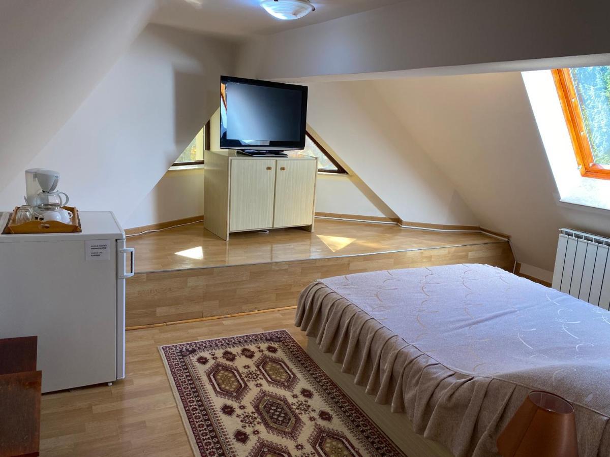 Vila Phoenix Aparthotel Predeál Kültér fotó