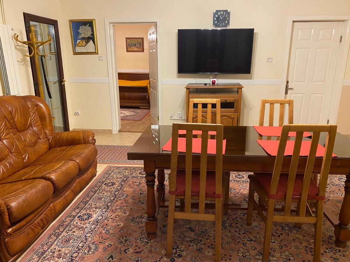 Vila Phoenix Aparthotel Predeál Kültér fotó