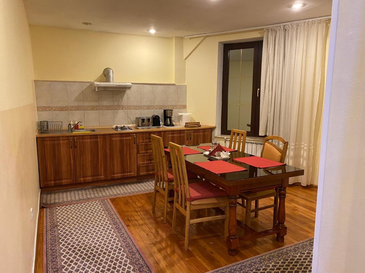 Vila Phoenix Aparthotel Predeál Kültér fotó